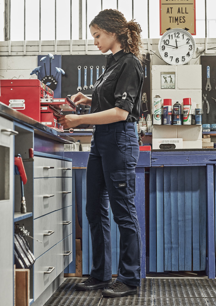 Womens Rugged Cooling Cargo Pant Navy